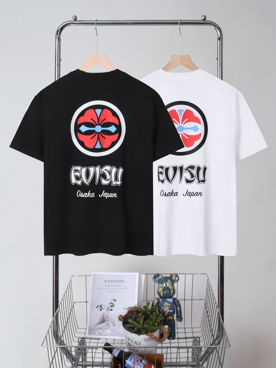 2025 summer new fashion brand short-sleeved shirt with Bodhidharma head print on the back