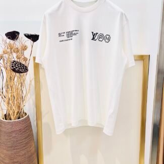 Louis Vuitton T-shirt